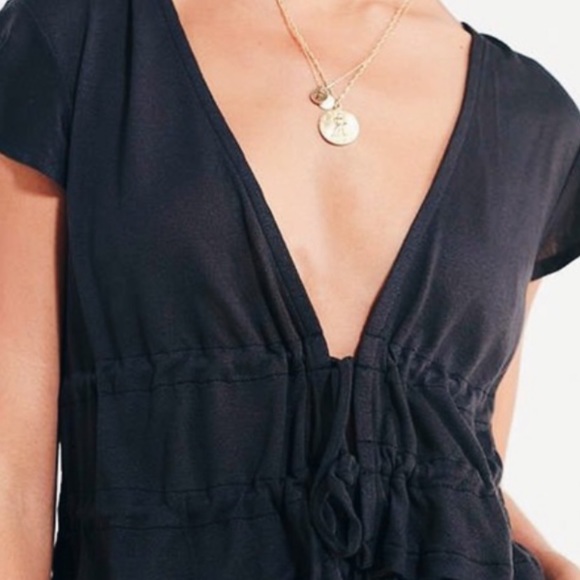 Urban outfitters black tie up top - Picture 2 of 2